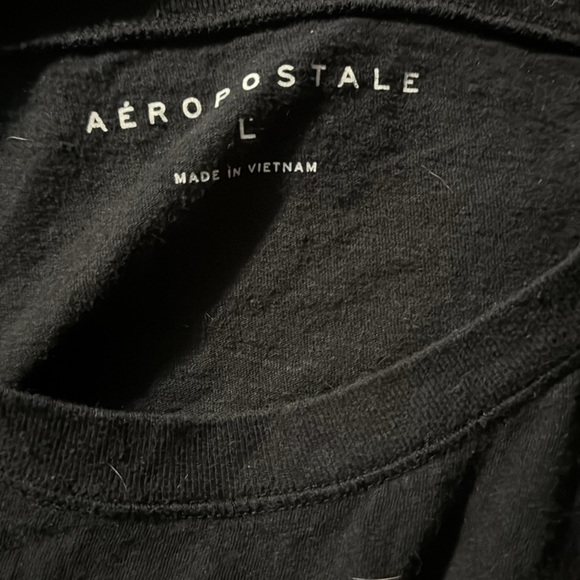 crop top - Picture 3 of 3